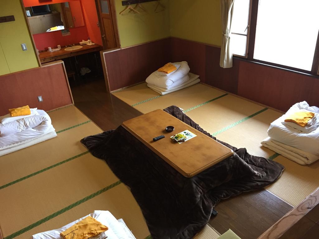 Kuju Kogen Cottage Taketa Zimmer foto